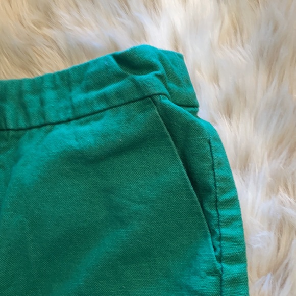 Crew Cuts size 5 shorts with ridged detail. Emerald green color side pockets.*1 - Picture 9 of 10